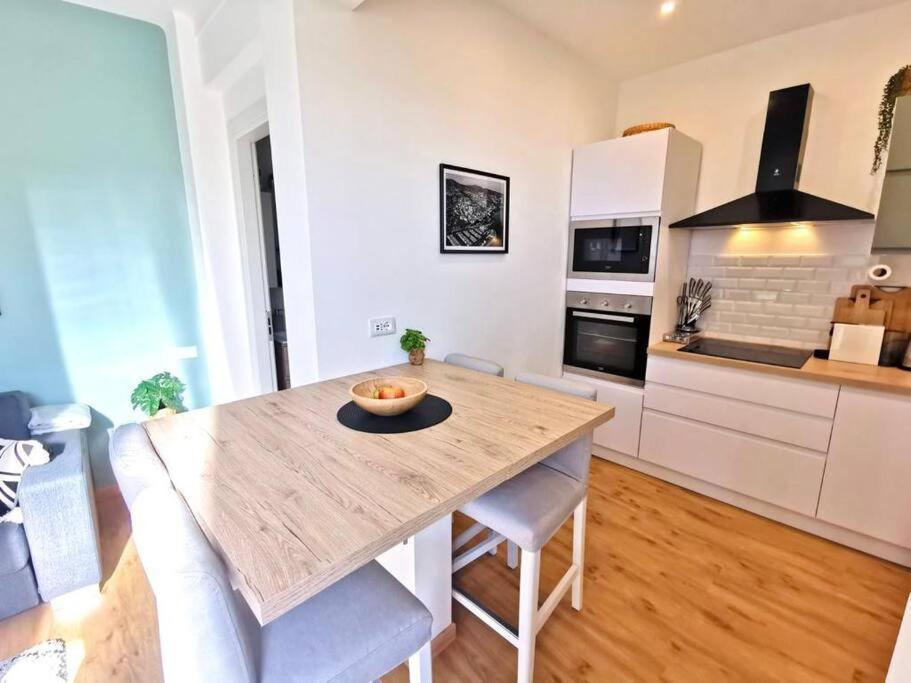 Beautiful Apartment In Σαν Ρέμο Εξωτερικό φωτογραφία